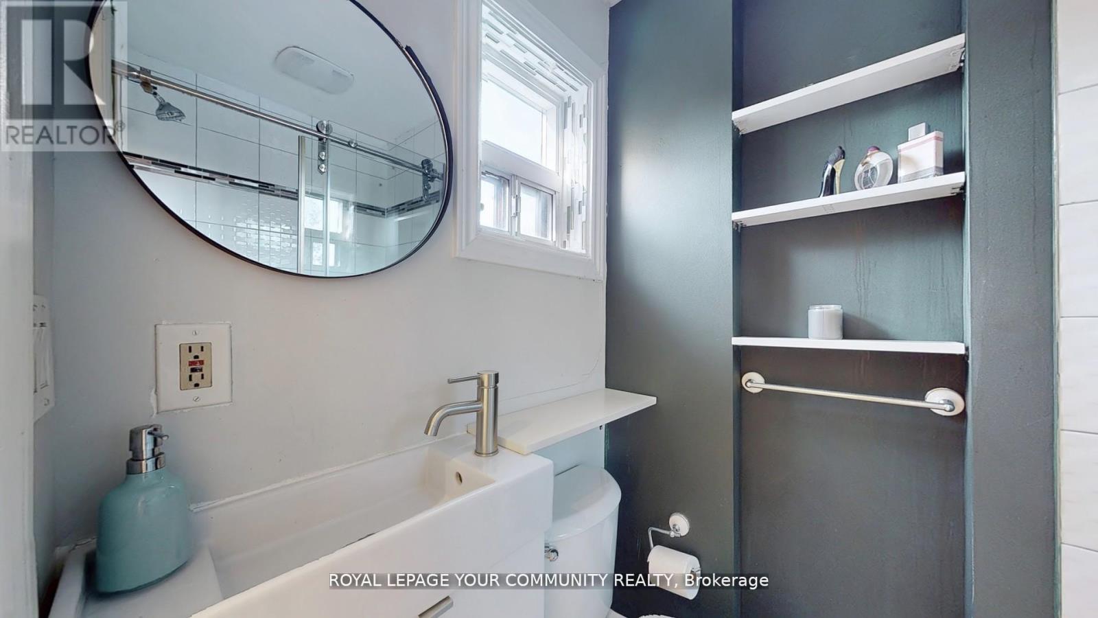 64 Machell Avenue, Aurora (Aurora Village), Ontario  L4G 2R7 - Photo 24 - N12441671