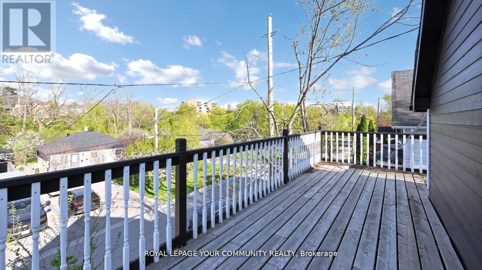 64 Machell Avenue, Aurora (Aurora Village), Ontario  L4G 2R7 - Photo 32 - N12441671