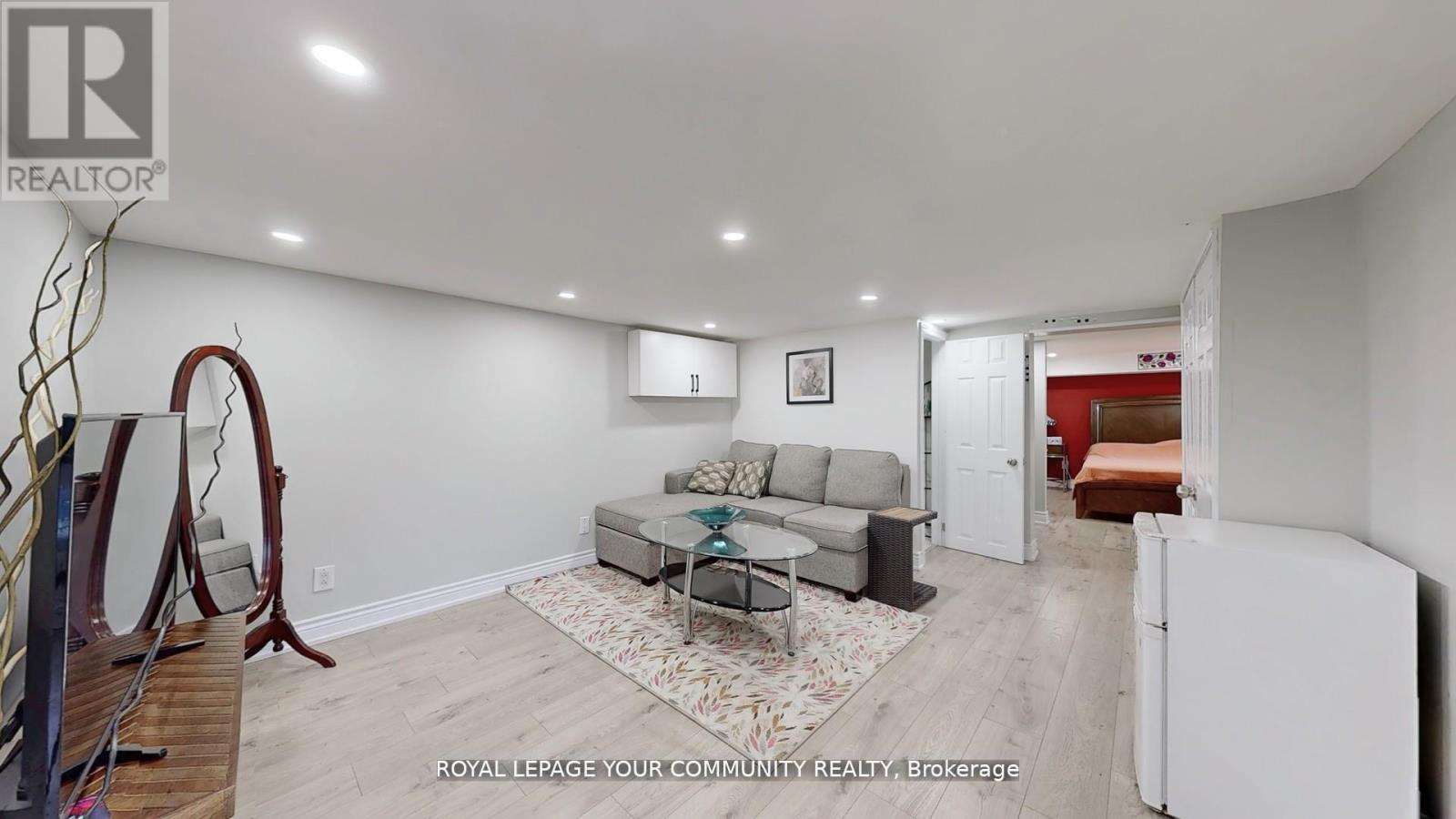 64 Machell Avenue, Aurora (Aurora Village), Ontario  L4G 2R7 - Photo 33 - N12441671