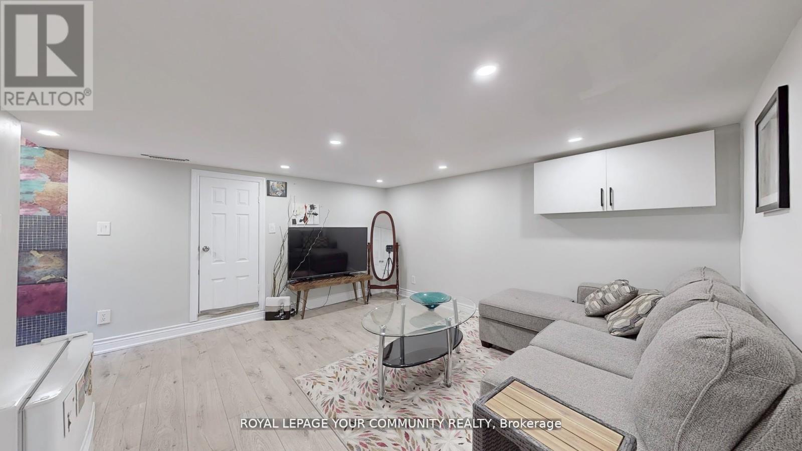 64 Machell Avenue, Aurora (Aurora Village), Ontario  L4G 2R7 - Photo 34 - N12441671