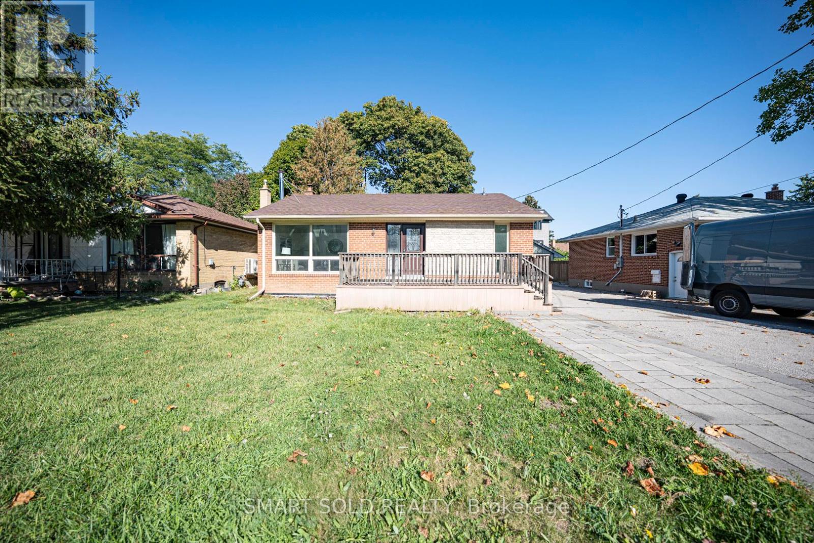 295 BOISDALE AVENUE, Richmond Hill, Ontario