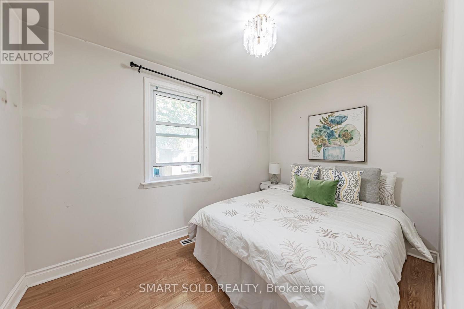 295 Boisdale Avenue, Richmond Hill, Ontario  L4C 1R4 - Photo 18 - N12441677