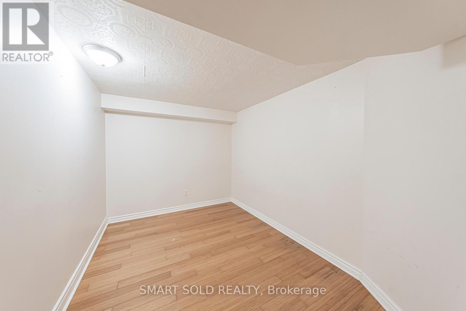 295 Boisdale Avenue, Richmond Hill, Ontario  L4C 1R4 - Photo 30 - N12441677