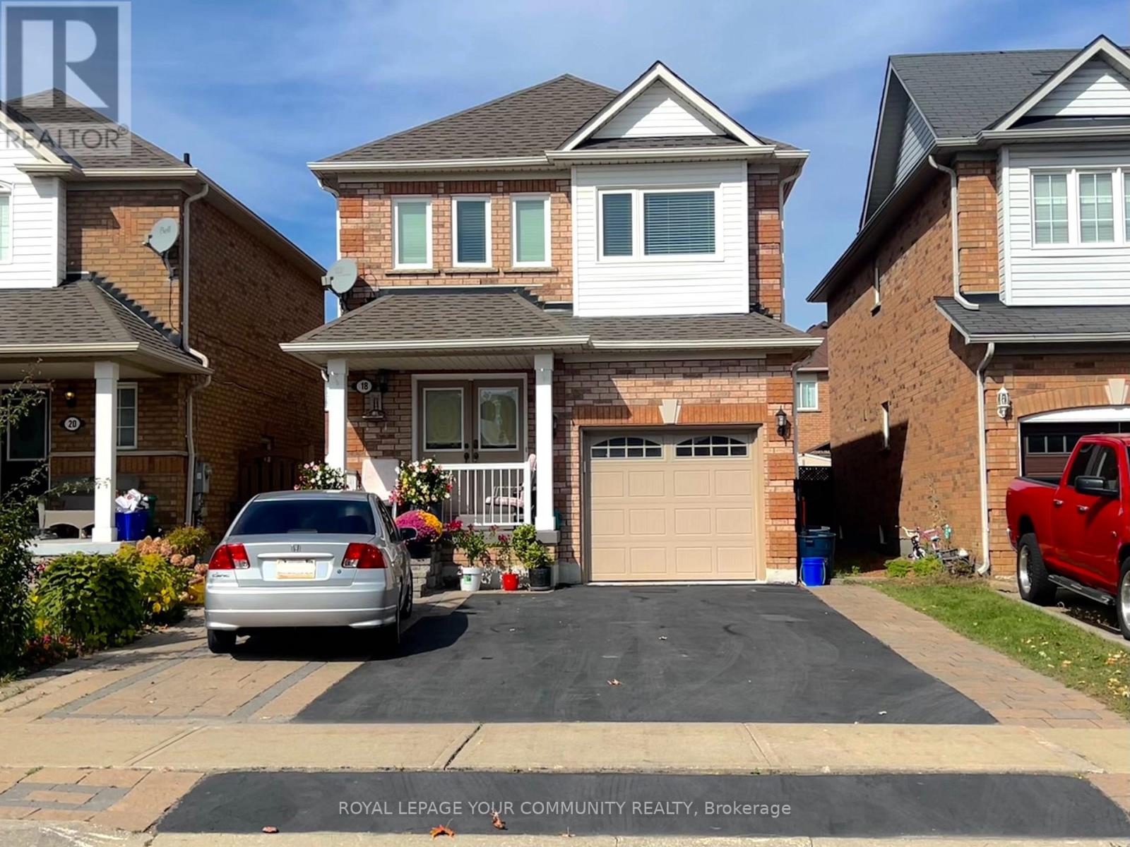 18 Macbride Crescent, Vaughan, Ontario  L6A 3R2 - Photo 1 - N12441706