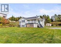 10 Mystic Ridge