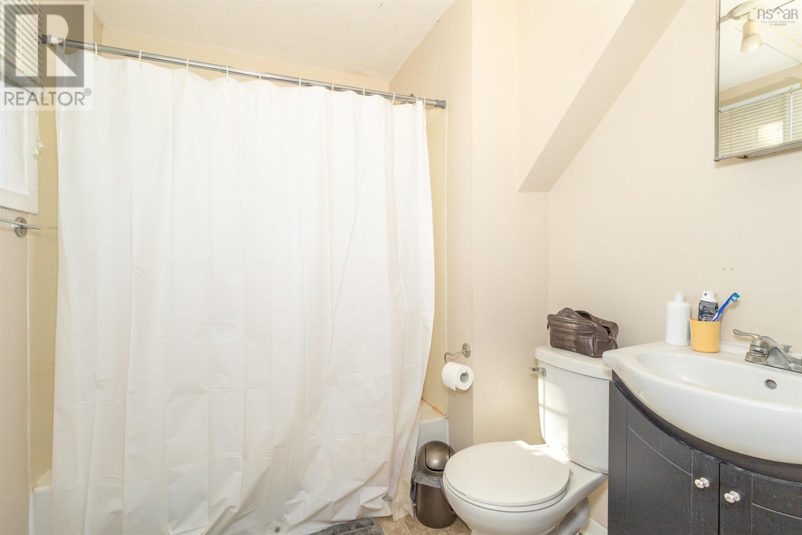 455 Whitney Avenue, Sydney, Nova Scotia  B1L 1G2 - Photo 29 - 202524950