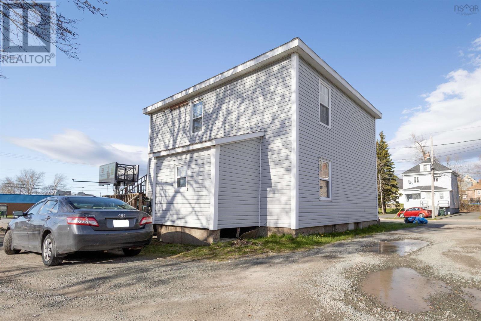 455 Whitney Avenue, Sydney, Nova Scotia  B1L 1G2 - Photo 7 - 202524950