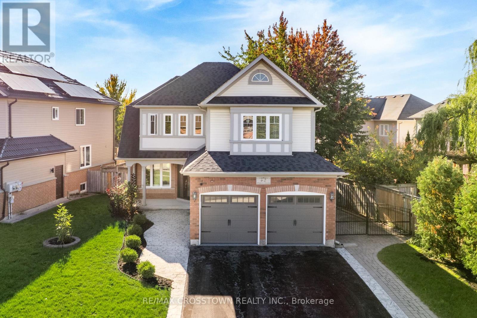 62 WINDSOR CRESCENT, Barrie, Ontario