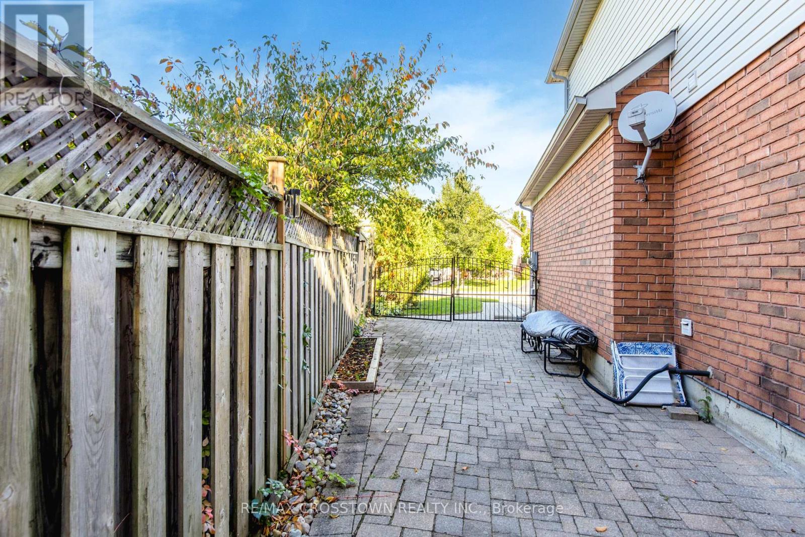 62 Windsor Crescent, Barrie, Ontario  L4N 0K4 - Photo 34 - S12441684