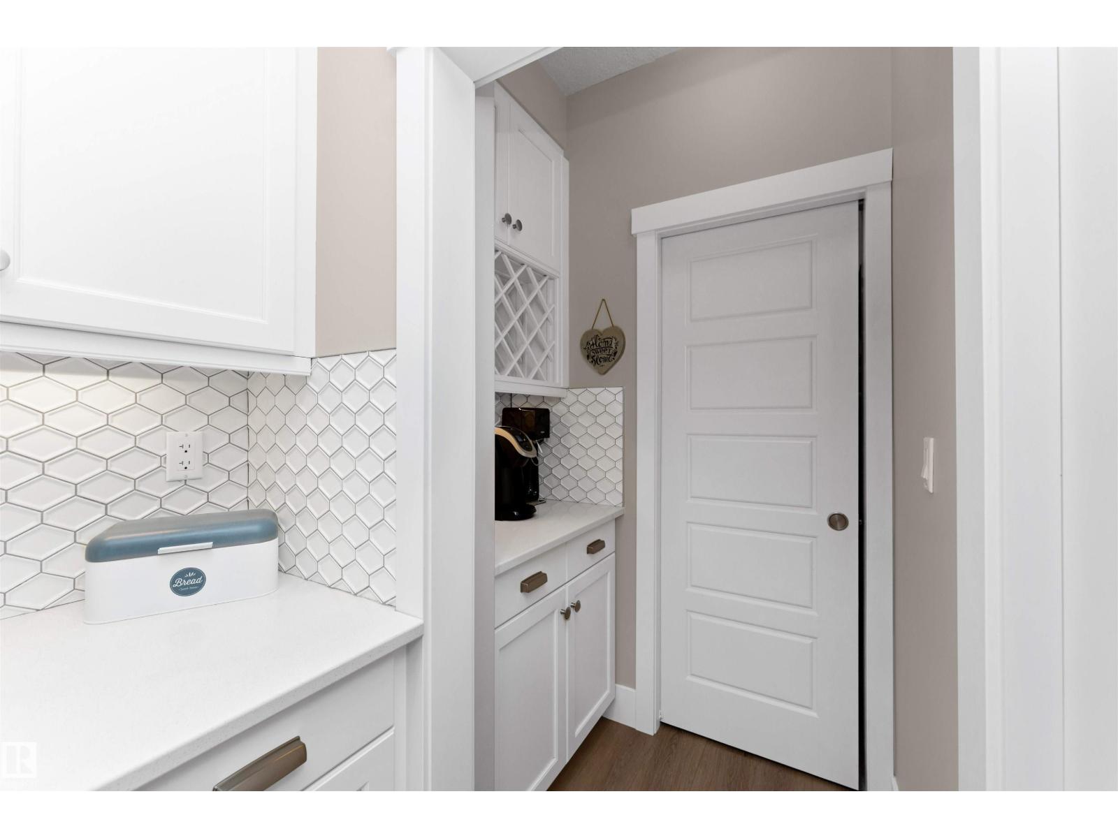 2015 Price Ld Sw, Edmonton, Alberta  T6W 3P8 - Photo 11 - E4460547