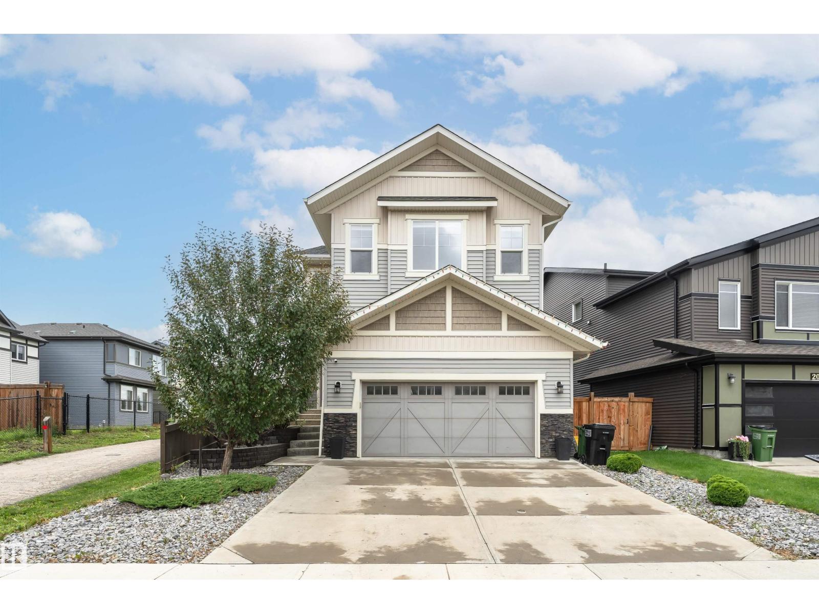 2015 Price Ld Sw, Edmonton, Alberta  T6W 3P8 - Photo 3 - E4460547