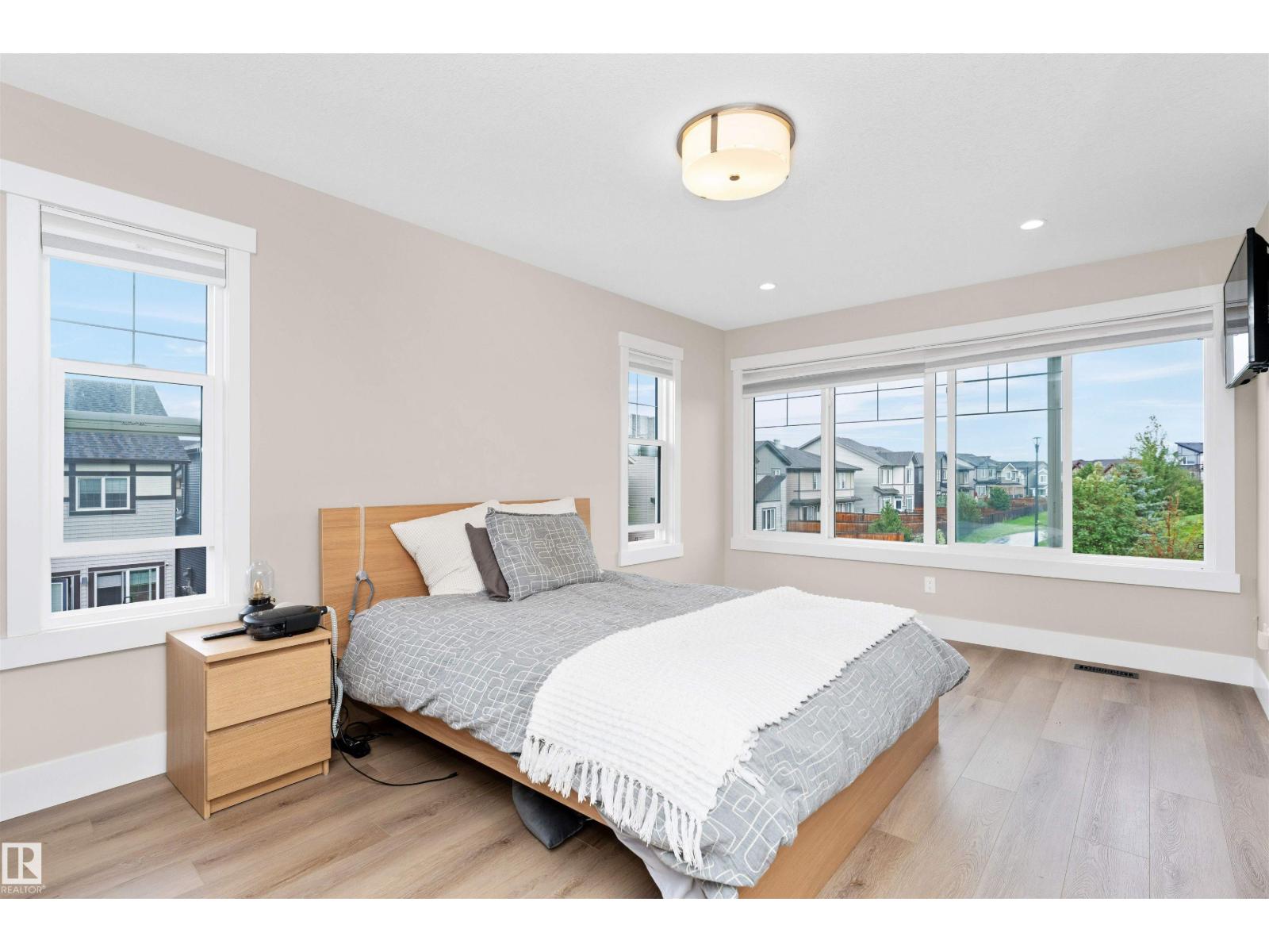 2015 Price Ld Sw, Edmonton, Alberta  T6W 3P8 - Photo 30 - E4460547