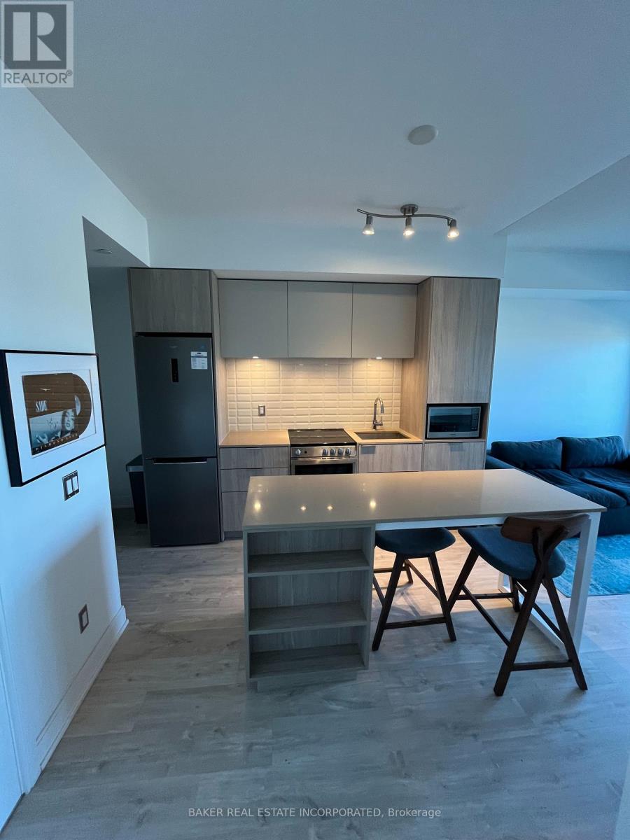 910 - 70 Annie Craig Drive, Toronto (Mimico), Ontario  M8V 0G2 - Photo 1 - W12441664