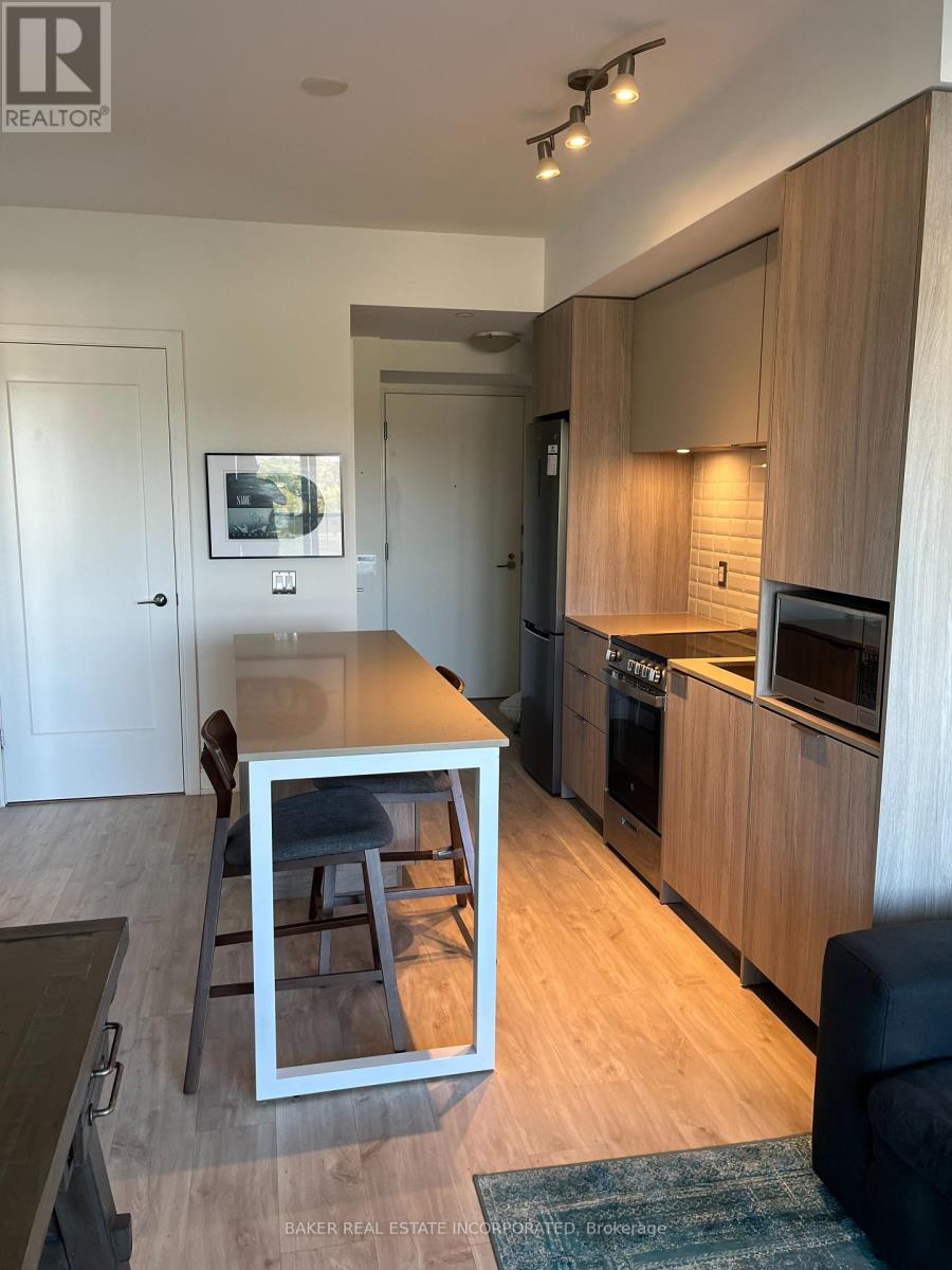910 - 70 Annie Craig Drive, Toronto (Mimico), Ontario  M8V 0G2 - Photo 2 - W12441664