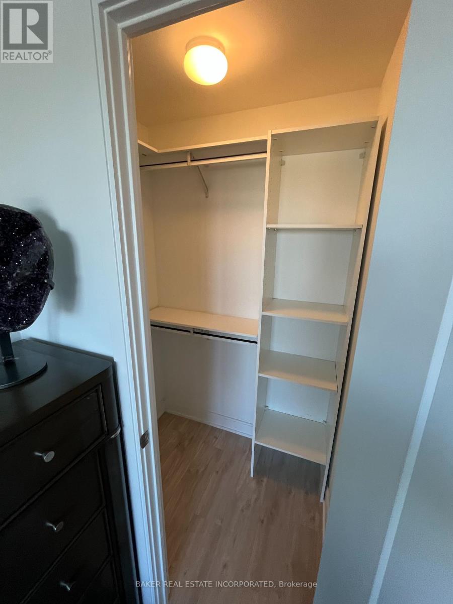 910 - 70 Annie Craig Drive, Toronto (Mimico), Ontario  M8V 0G2 - Photo 9 - W12441664