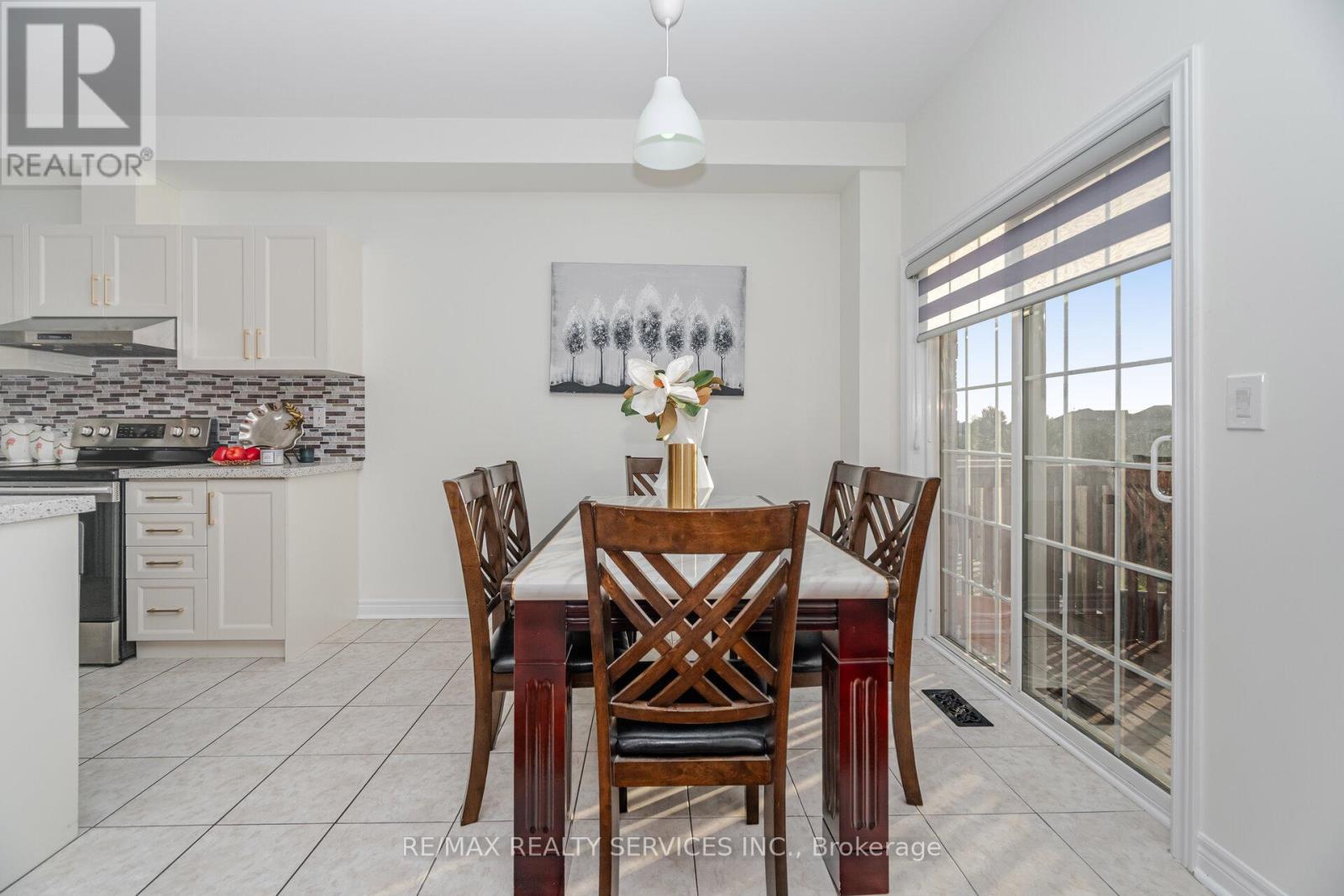 38 Delport Close, Brampton, Ontario  L6P 3T3 - Photo 41 - W12439550