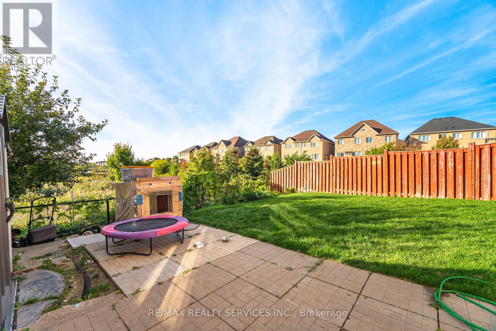 38 Delport Close, Brampton, Ontario  L6P 3T3 - Photo 48 - W12439550