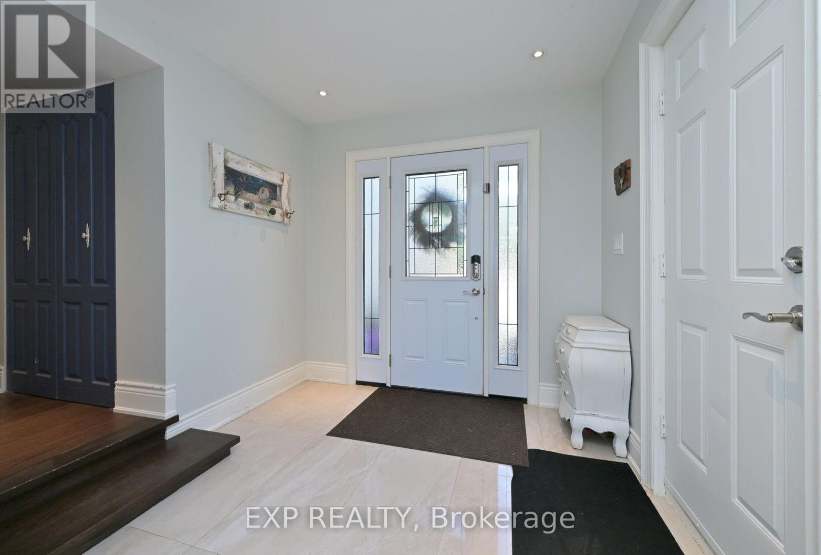 12 Mill Street, Amaranth, Ontario  L9W 3Z3 - Photo 10 - X12441673