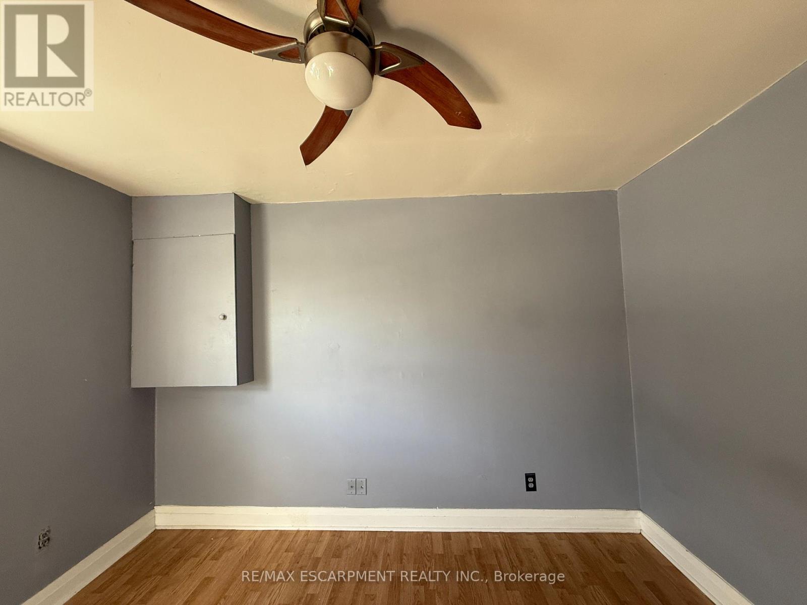 317 Brunswick Street, Hamilton, Ontario  L8H 6R8 - Photo 6 - X12441676