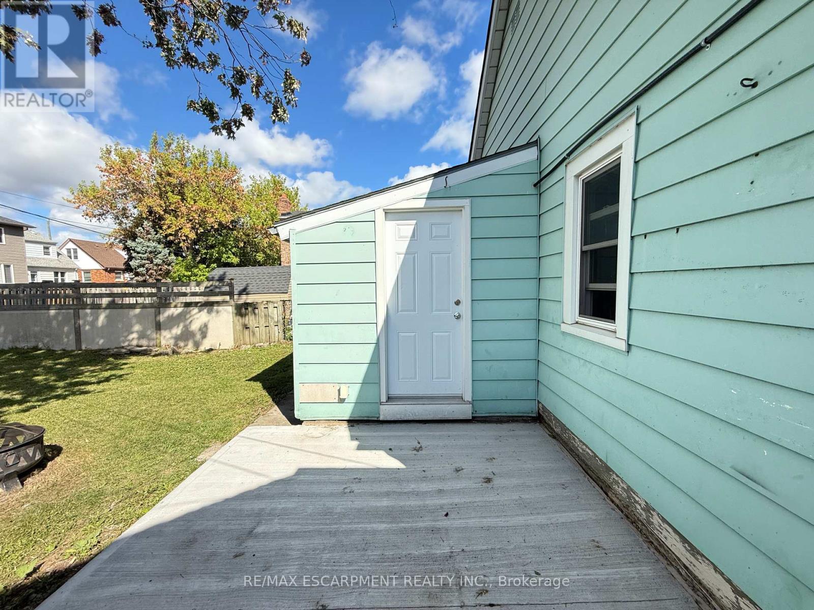 317 Brunswick Street, Hamilton, Ontario  L8H 6R8 - Photo 9 - X12441676