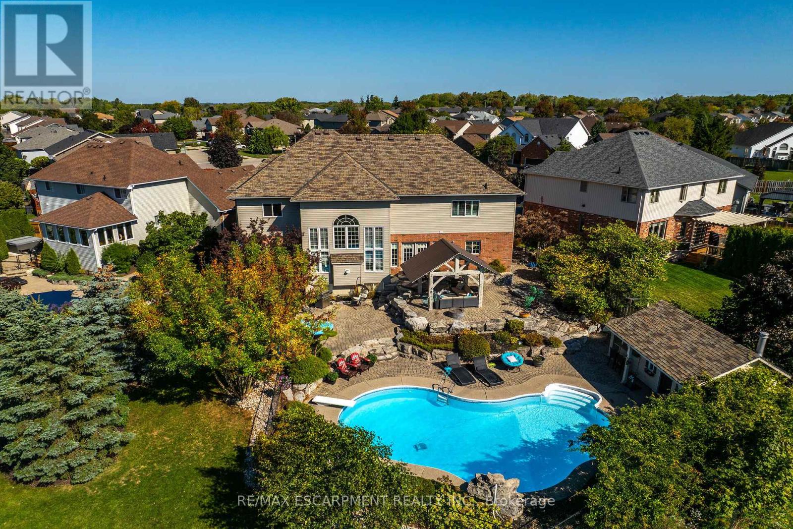8 Blackburn Court, Haldimand, Ontario  N3W 2N9 - Photo 49 - X12441687