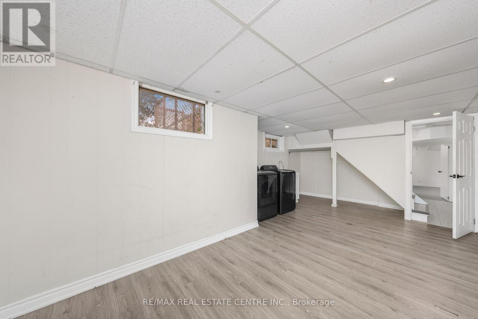 601 Hollywood Place, Sarnia, Ontario  N7V 2J1 - Photo 15 - X12441697