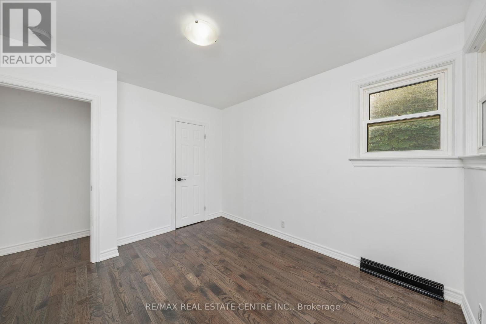 601 Hollywood Place, Sarnia, Ontario  N7V 2J1 - Photo 19 - X12441697