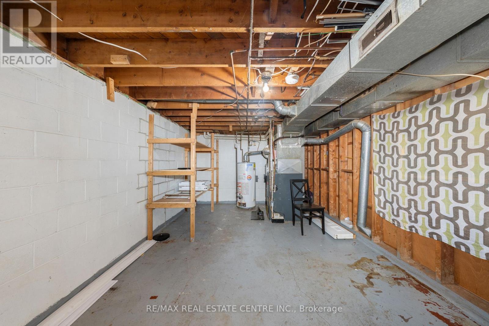 601 Hollywood Place, Sarnia, Ontario  N7V 2J1 - Photo 37 - X12441697