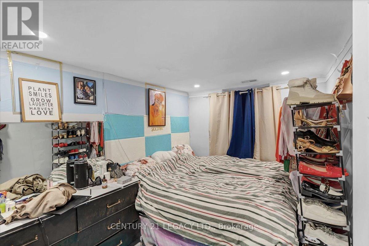 54 Beland Avenue S, Hamilton, Ontario  L8H 1B8 - Photo 19 - X12441707