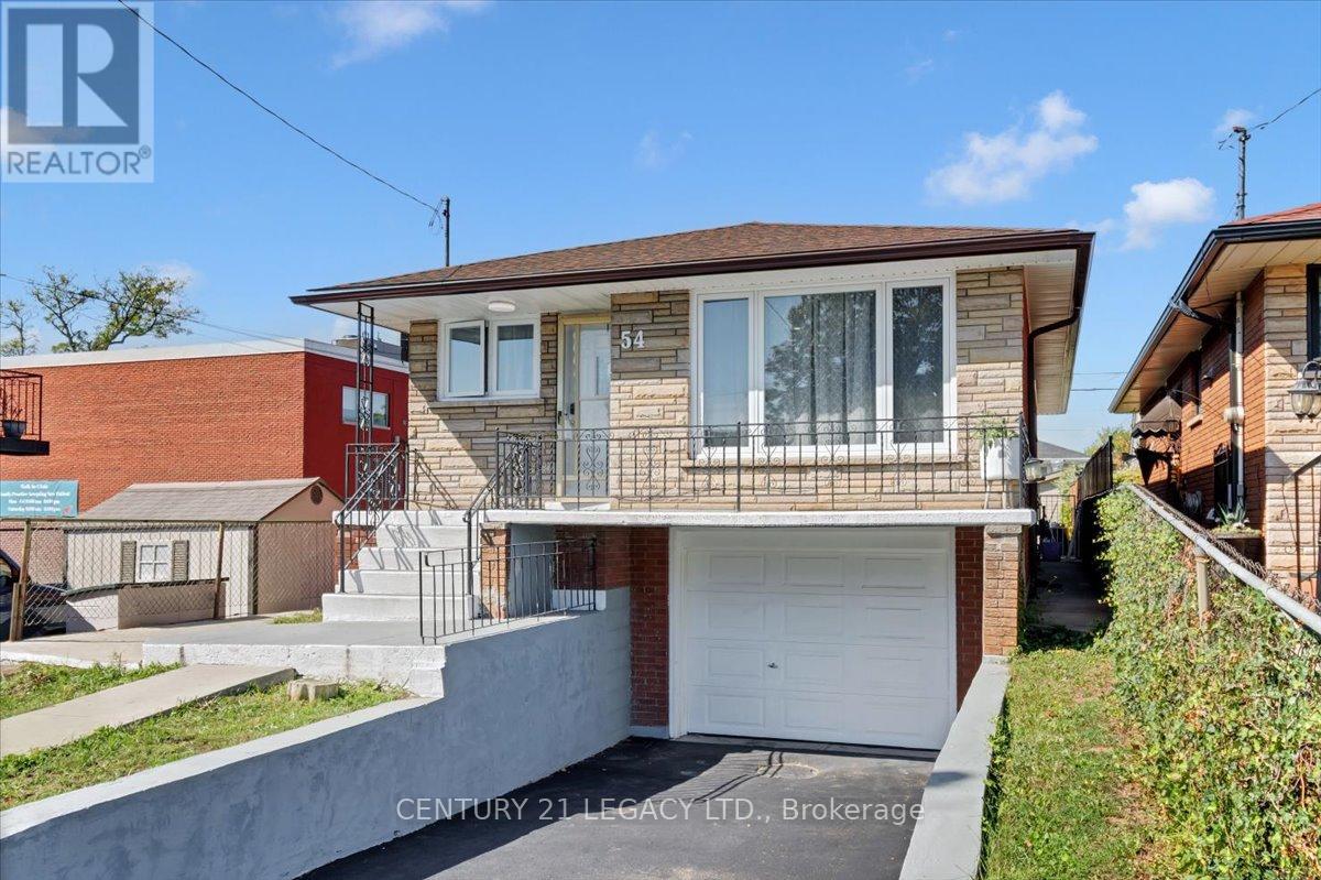 54 Beland Avenue S, Hamilton, Ontario  L8H 1B8 - Photo 2 - X12441707