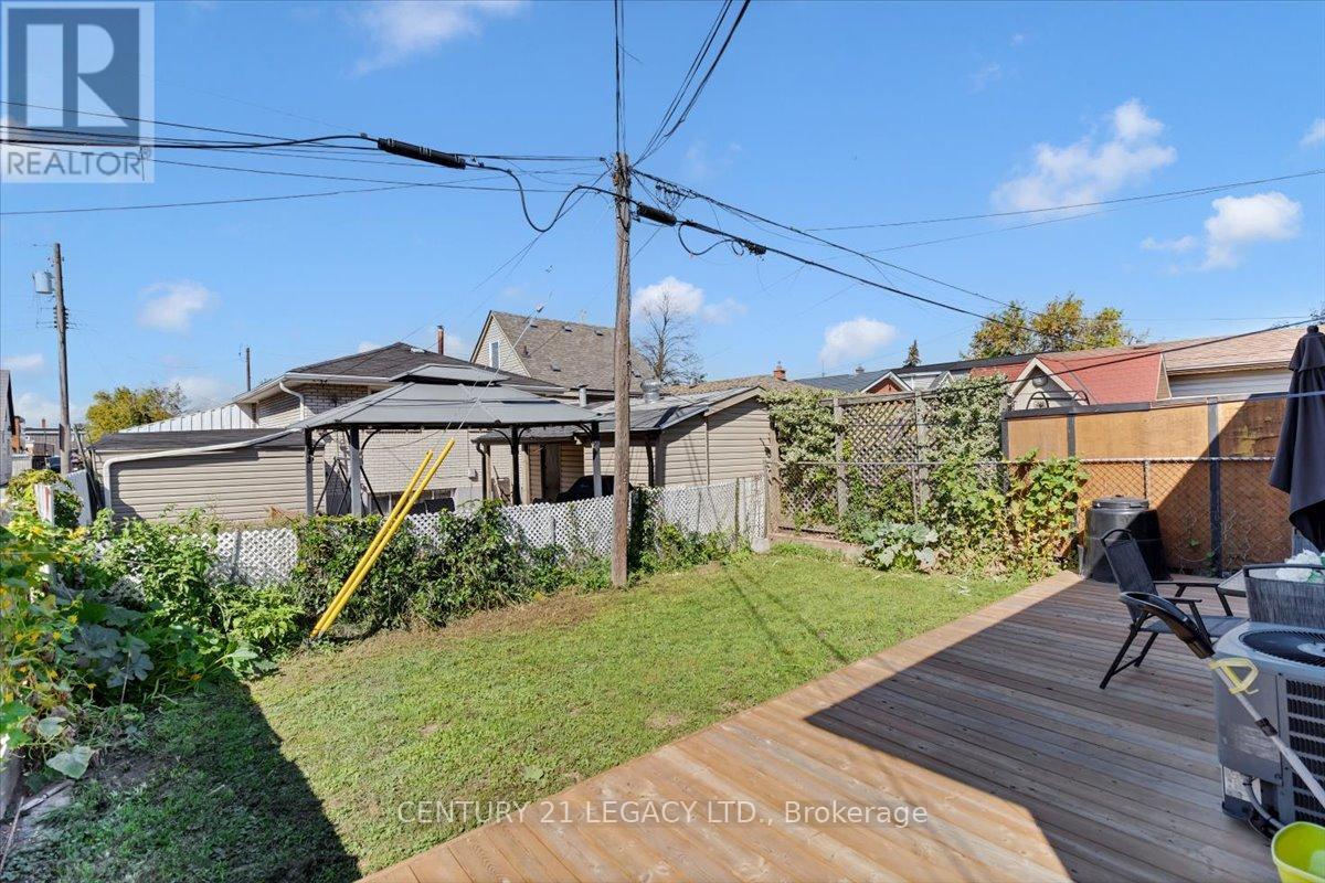 54 Beland Avenue S, Hamilton, Ontario  L8H 1B8 - Photo 22 - X12441707