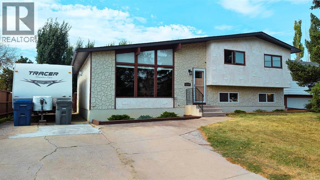 5039 4 Street W, Claresholm, Alberta