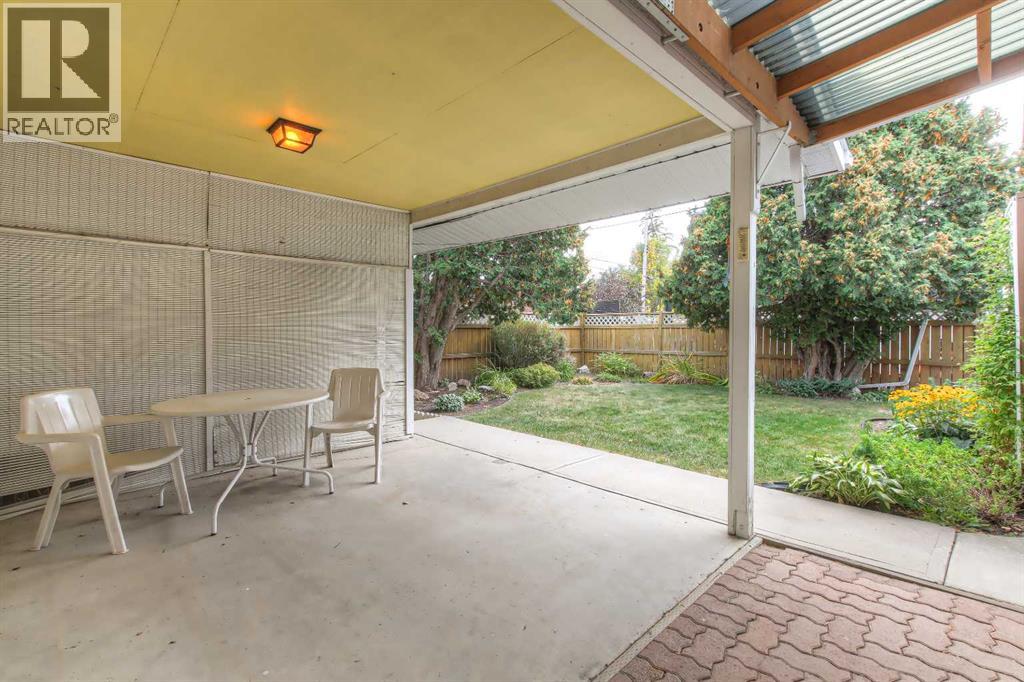 82 Wedgewood Drive Sw, Calgary, Alberta  T3C 3G6 - Photo 20 - A2261667