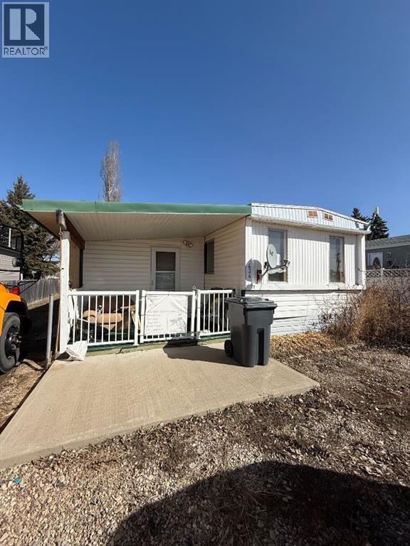 434, 434 3 Avenue, Elnora, Alberta  T0M 0Y0 - Photo 1 - A2261839