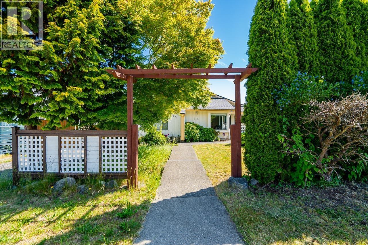 6094 Walker Avenue, Burnaby, British Columbia  V5E 3B4 - Photo 1 - R3054872