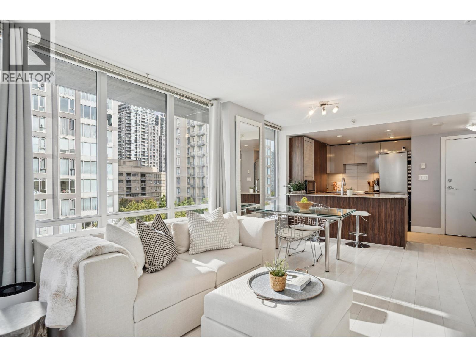811 1088 Richards Street, Vancouver, British Columbia  V6B 0J8 - Photo 4 - R3054889