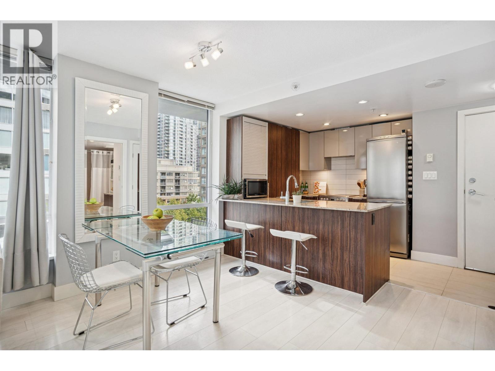 811 1088 Richards Street, Vancouver, British Columbia  V6B 0J8 - Photo 5 - R3054889