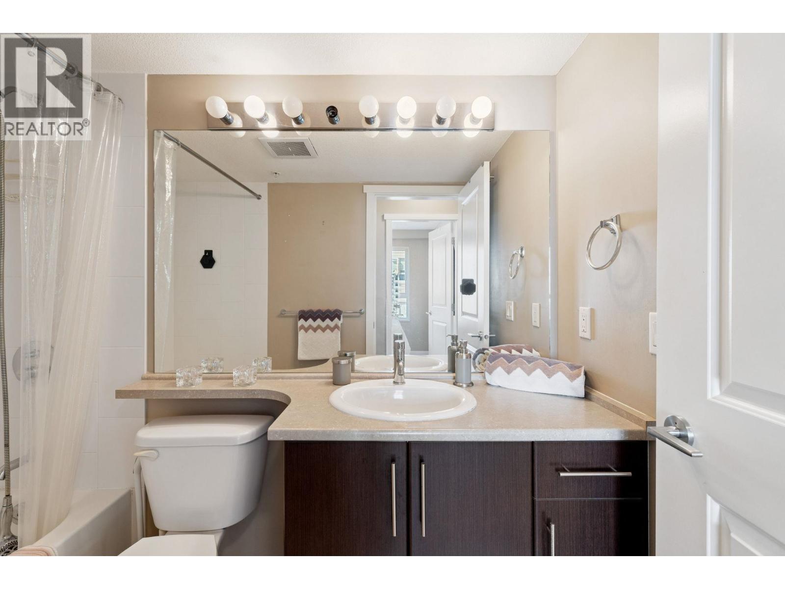 212 600 Klahanie Drive, Port Moody, British Columbia  V3H 5L2 - Photo 23 - R3054901