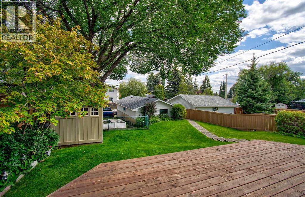 4808 Nordegg Crescent Nw, Calgary, Alberta  T2K 2M5 - Photo 8 - A2255879