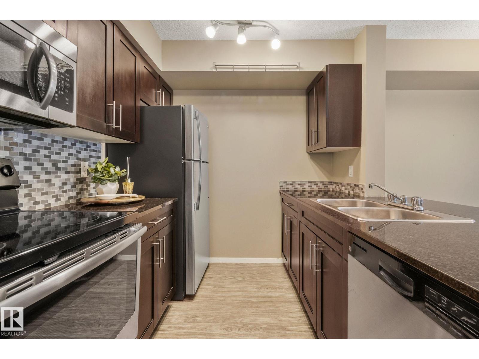 #132 3315 James Mowatt Tr Sw, Edmonton, Alberta  T6W 3L6 - Photo 3 - E4460548
