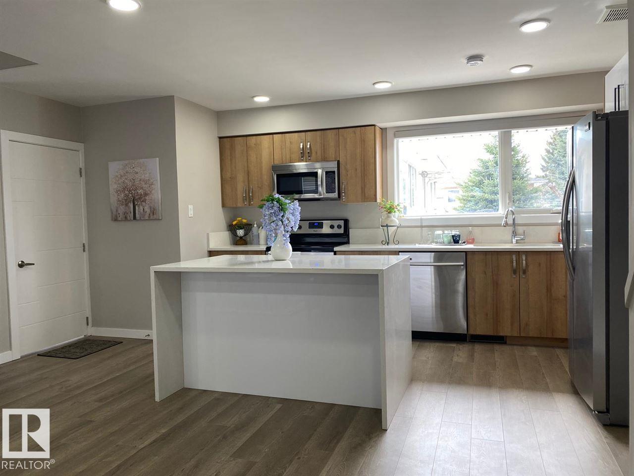7303 90 Av Nw, Edmonton, Alberta  T6B 0P6 - Photo 11 - E4460549