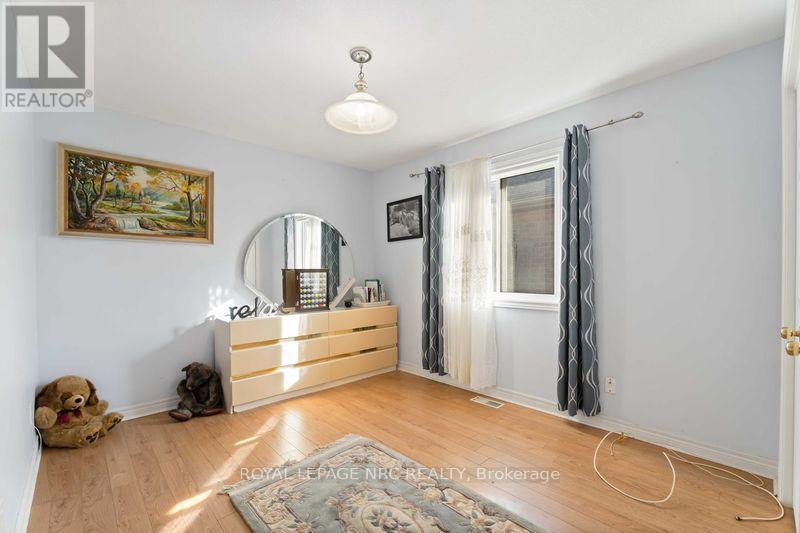 5349 Beaver Valley Way, Niagara Falls (Ascot), Ontario  L2H 3K4 - Photo 29 - X12322680