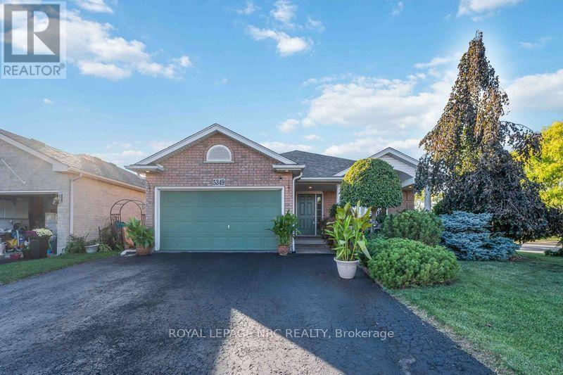 5349 Beaver Valley Way, Niagara Falls (Ascot), Ontario  L2H 3K4 - Photo 3 - X12322680