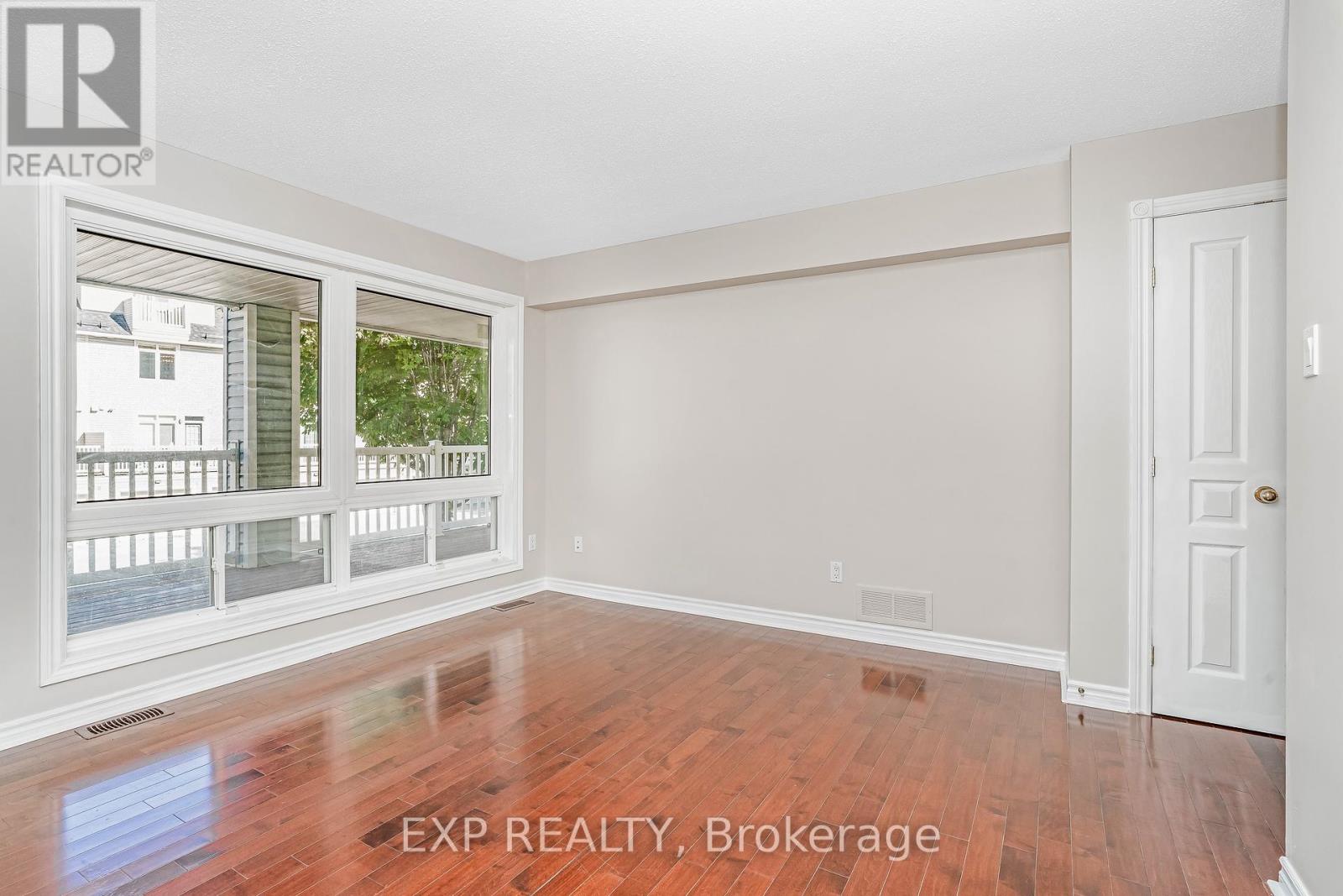 5 - 20 Edenvale Drive, Ottawa, Ontario  K2K 3L4 - Photo 21 - X12441204