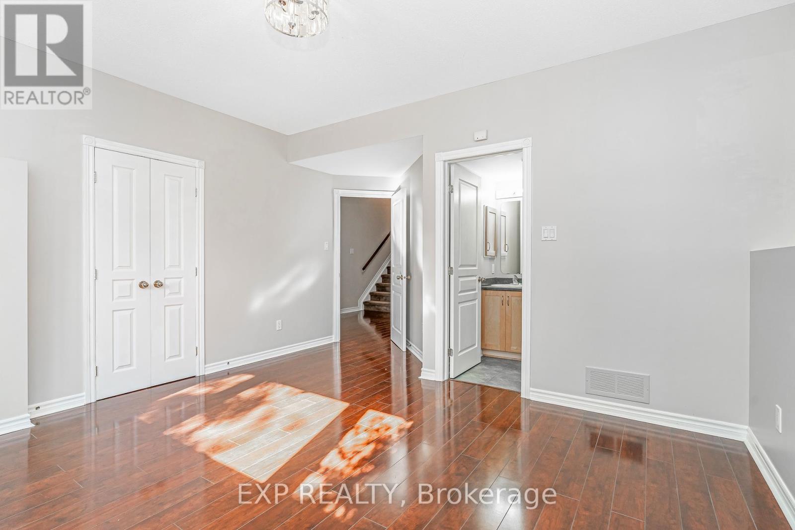 5 - 20 Edenvale Drive, Ottawa, Ontario  K2K 3L4 - Photo 28 - X12441204