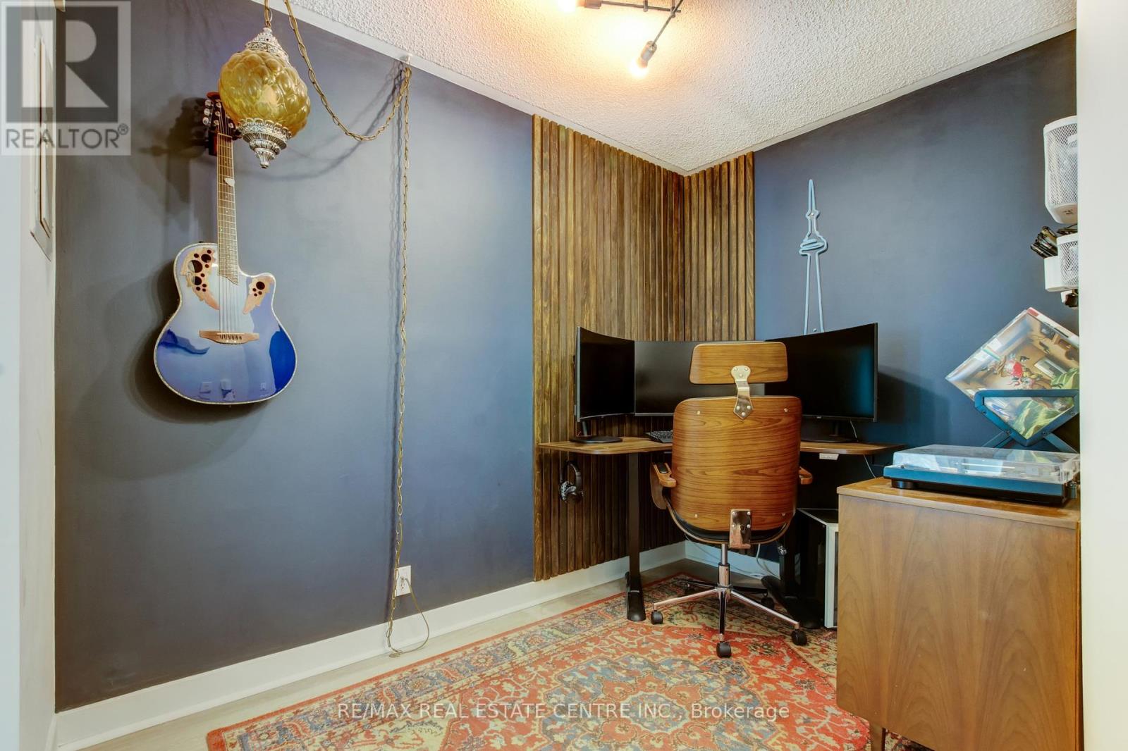 1010 - 397 Front Street W, Toronto (Waterfront Communities), Ontario  M5V 3S1 - Photo 8 - C12441728