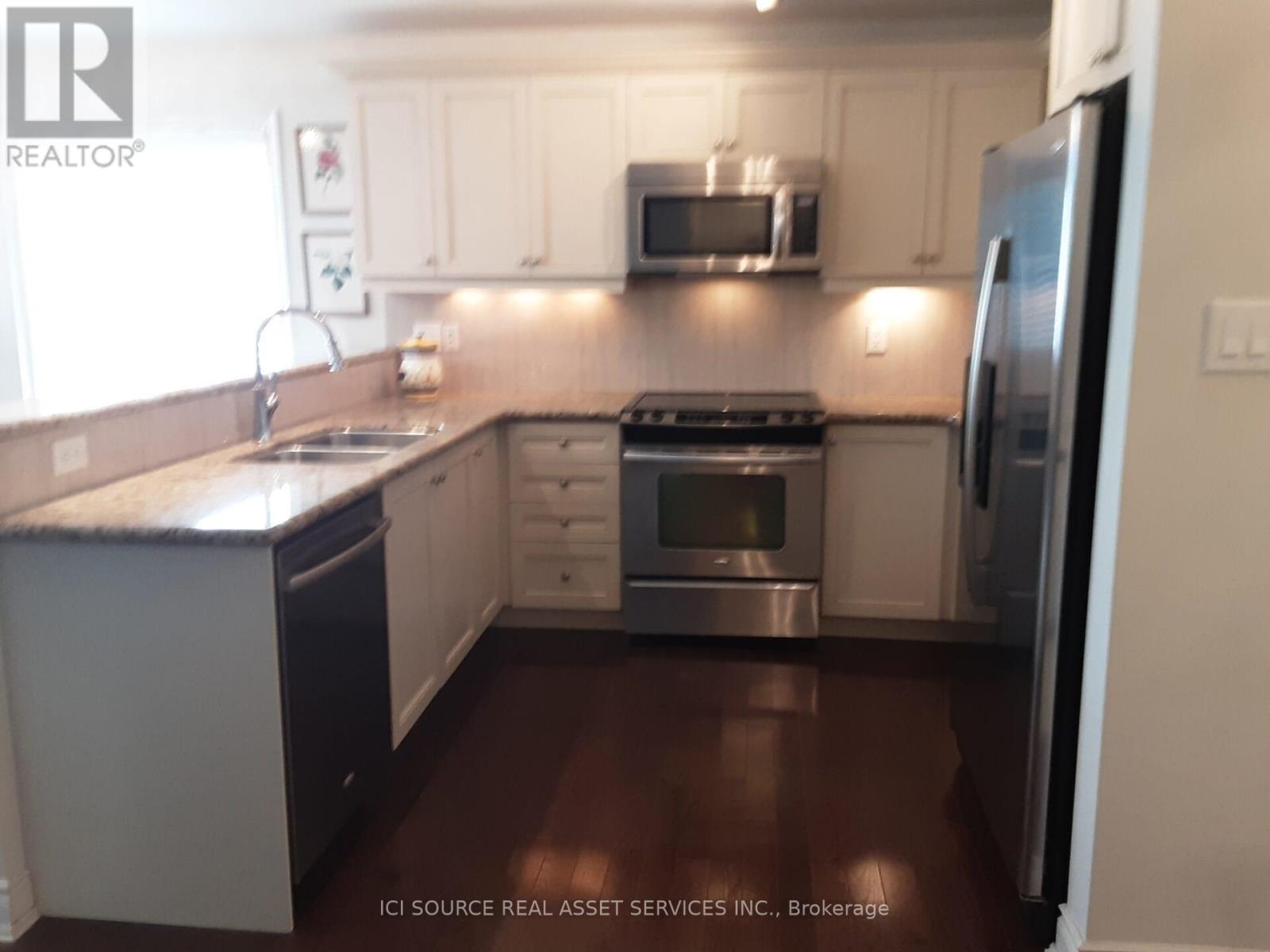 72 Tuscany Grande, New Tecumseth, Ontario  L9R 0E2 - Photo 14 - N12439208