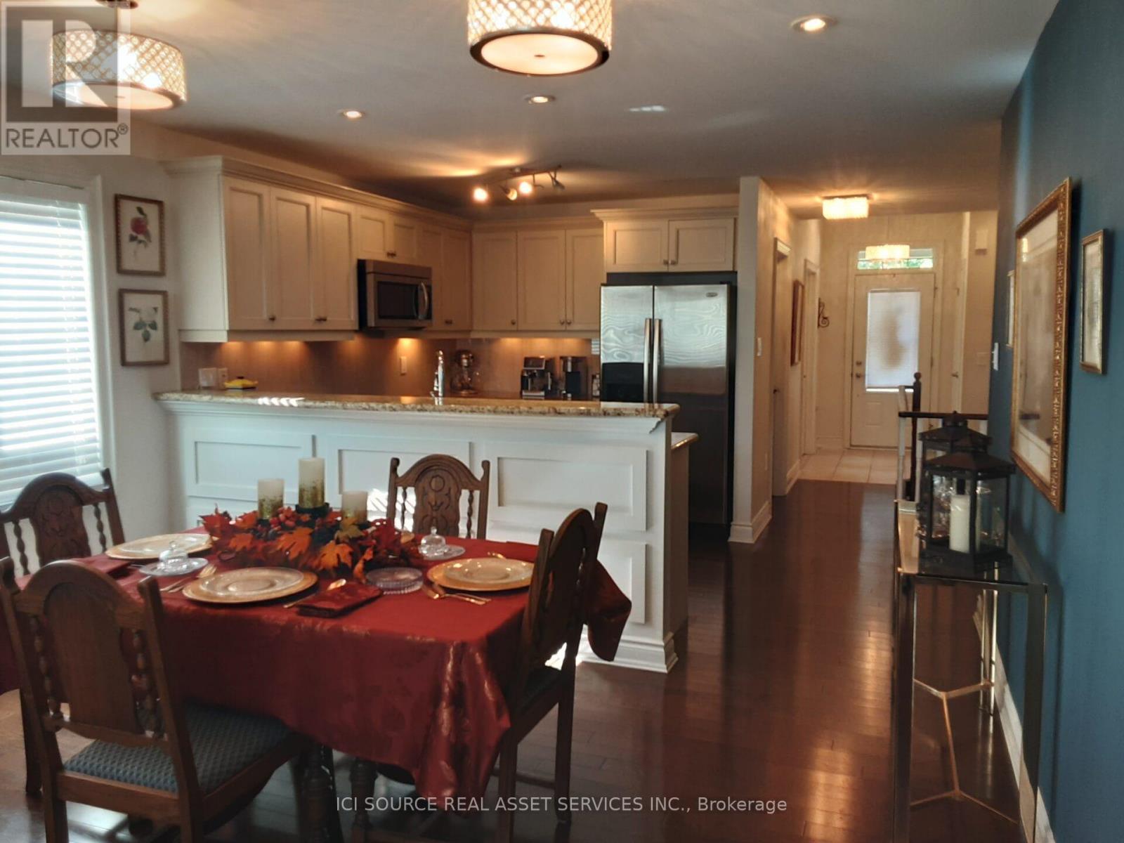 72 Tuscany Grande, New Tecumseth, Ontario  L9R 0E2 - Photo 12 - N12439208