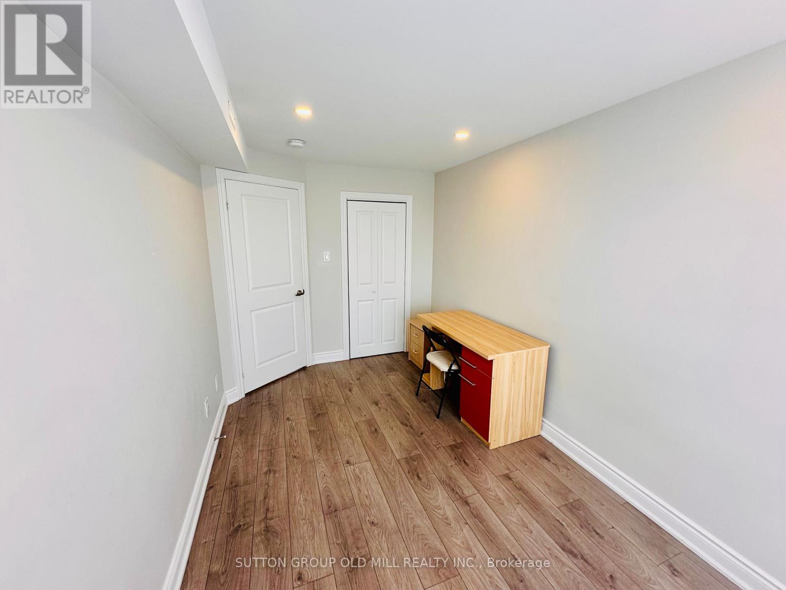 1032 Burnhamthorpe Road E, Mississauga, Ontario  L4Y 2X6 - Photo 15 - W12339050
