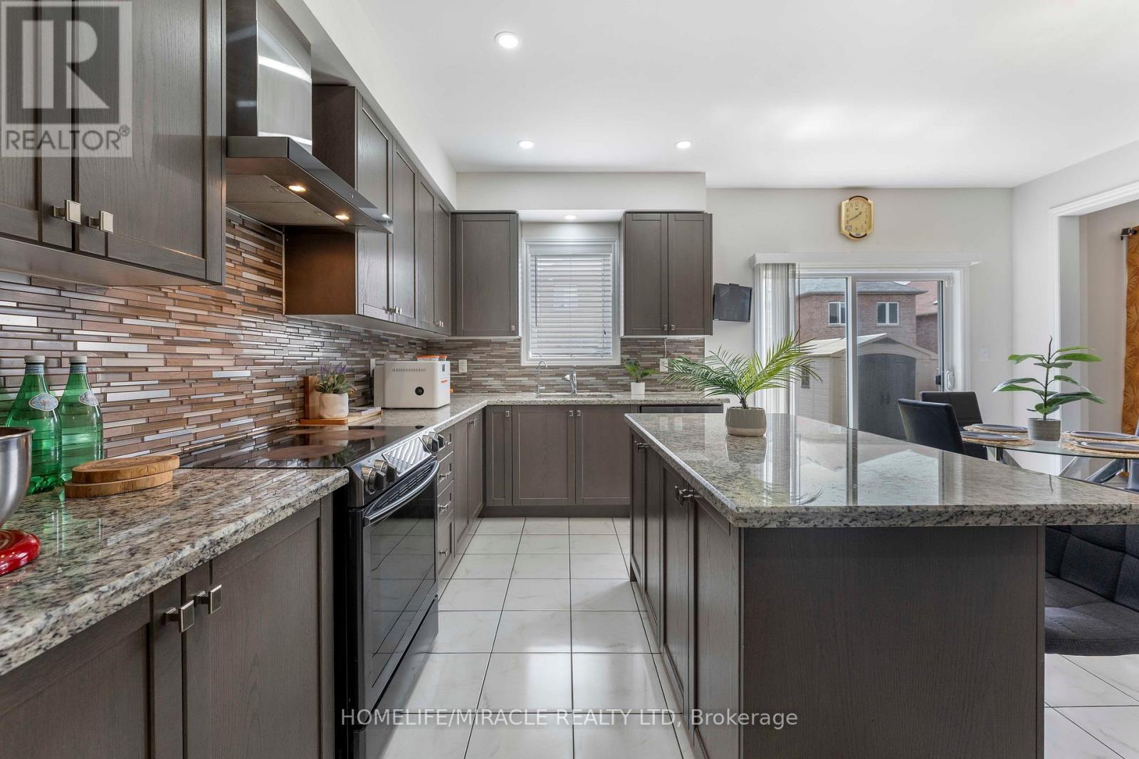925 Greenhill Avenue, Oshawa (Taunton), Ontario  L1K 0X9 - Photo 18 - E12441714